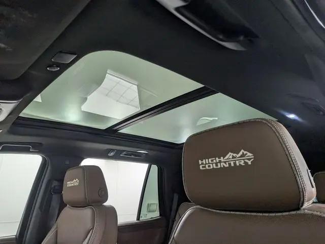 2023 Chevrolet Tahoe 4WD High Country