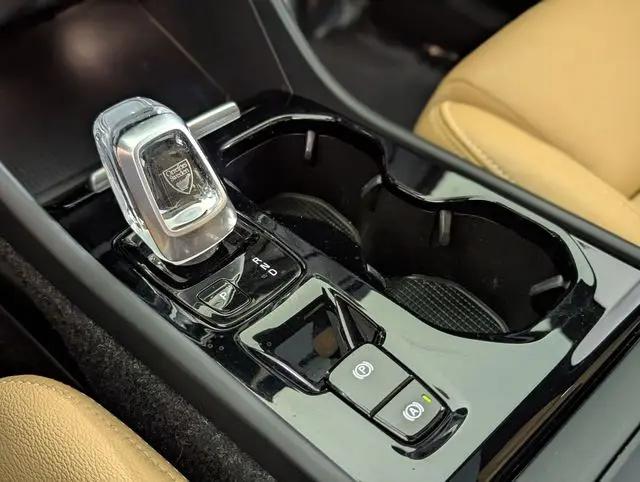 2021 Volvo XC40 T5 Inscription