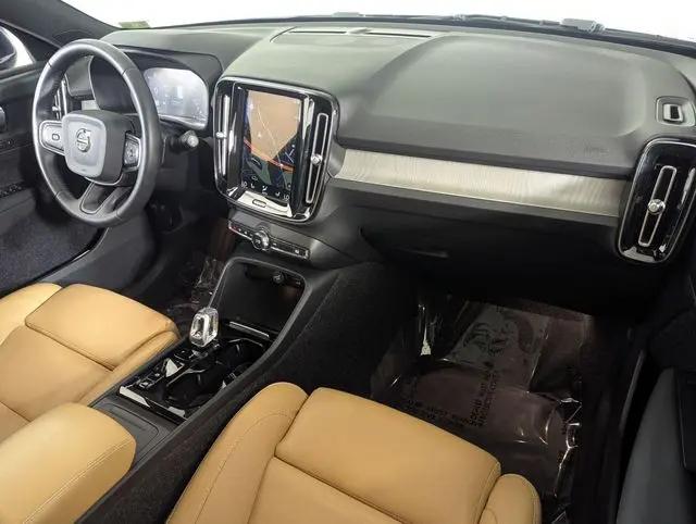 2021 Volvo XC40 T5 Inscription