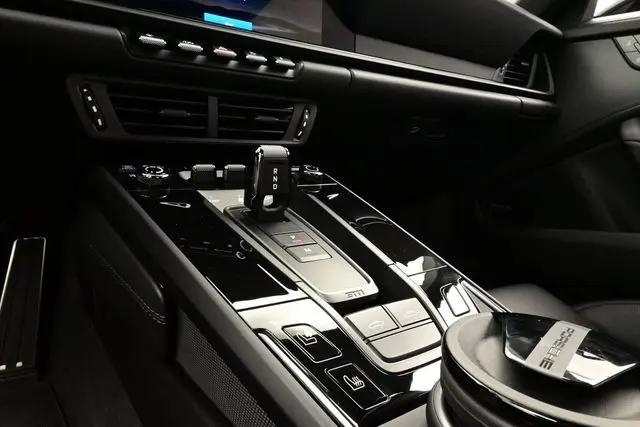 2026 Porsche 911 Targa 4S