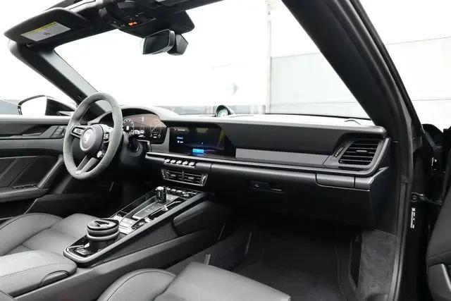 2026 Porsche 911 Targa 4S