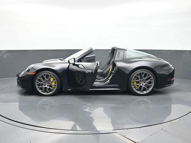 2026 Porsche 911 Targa 4S