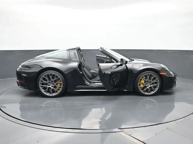 2026 Porsche 911 Targa 4S
