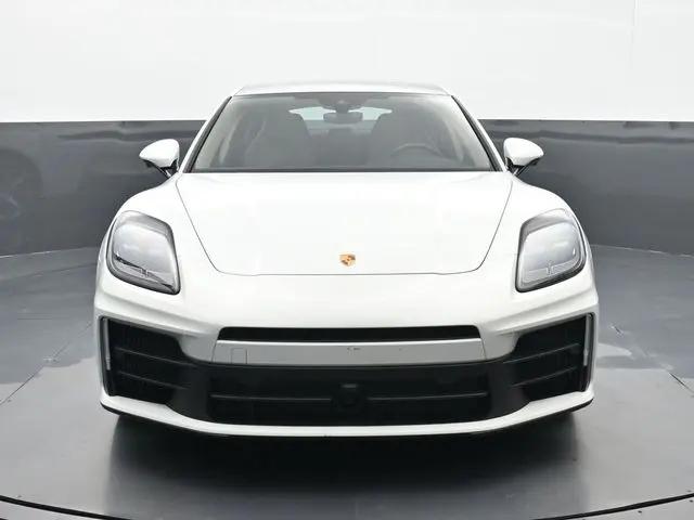 2026 Porsche Panamera 4