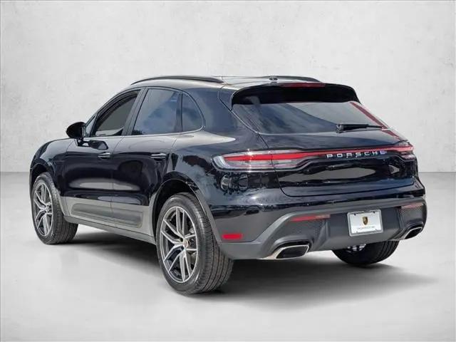 2025 Porsche Macan Macan