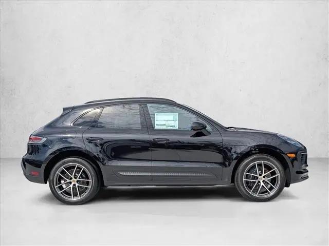 2025 Porsche Macan Macan