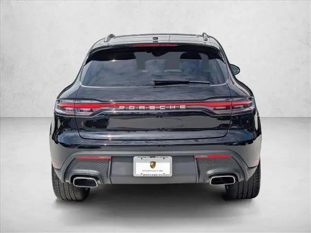 2025 Porsche Macan Macan