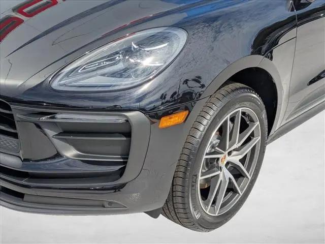 2025 Porsche Macan Macan