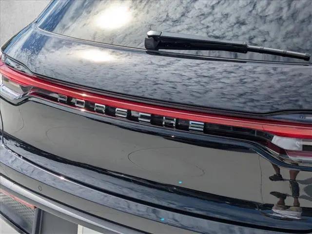 2025 Porsche Macan Macan