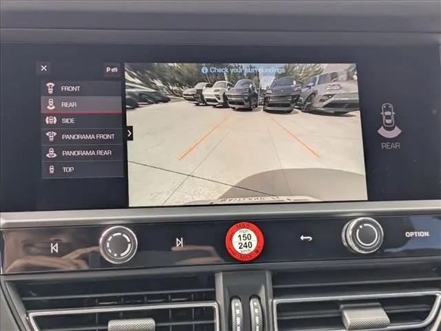 2025 Porsche Macan Macan