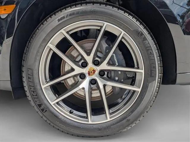 2025 Porsche Macan Macan