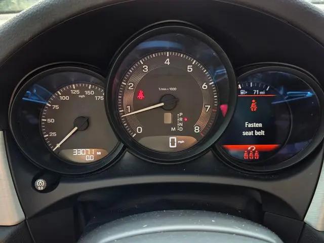 2022 Porsche Macan Macan
