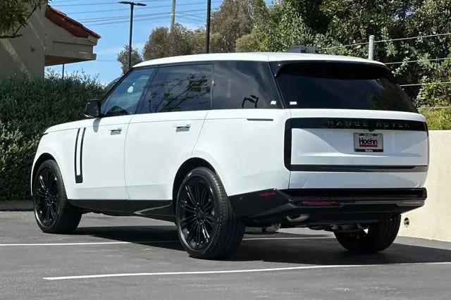 2026 Land Rover Range Rover P400 SE 7 Seat