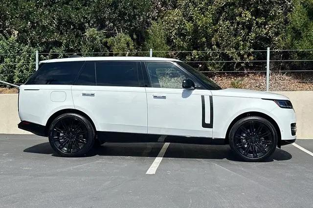 2026 Land Rover Range Rover P400 SE 7 Seat