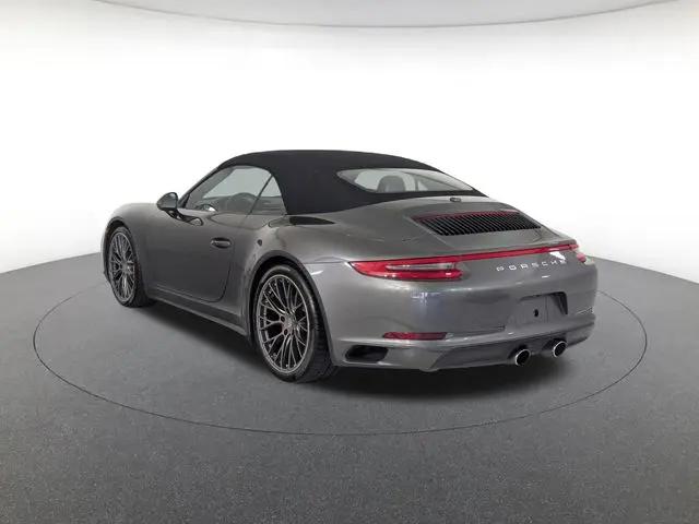 2017 Porsche 911 Carrera 4 GTS