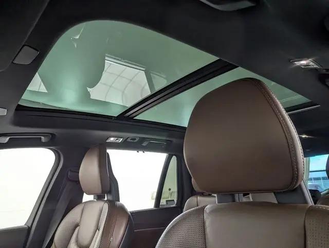 2021 Volvo XC90 T6 Inscription 7 Passenger