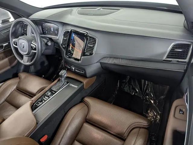 2021 Volvo XC90 T6 Inscription 7 Passenger