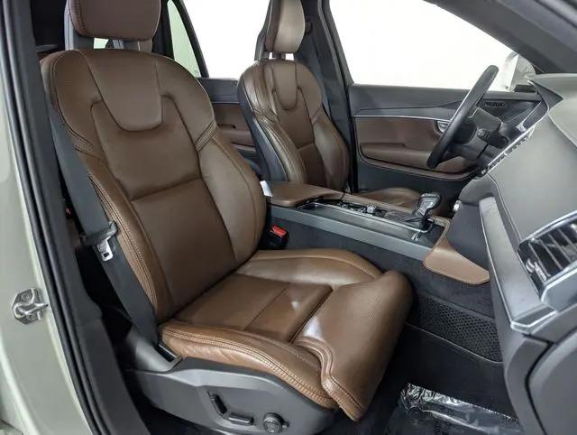 2021 Volvo XC90 T6 Inscription 7 Passenger
