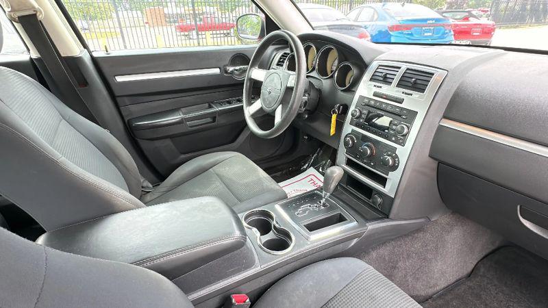 2010 Dodge Charger Base