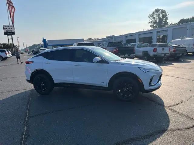 2026 Buick NV Sport Touring FWD