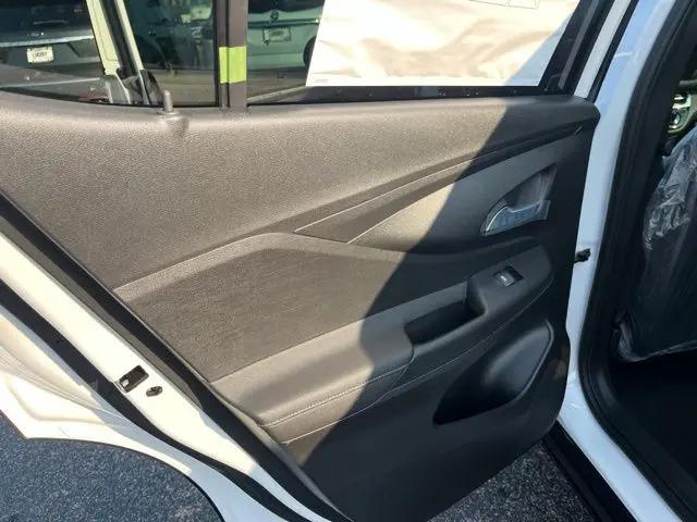 2026 Buick NV Sport Touring FWD