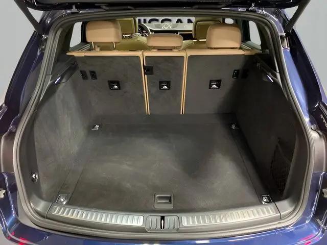 2021 Porsche Macan Macan