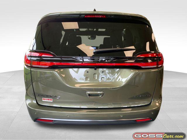 2027 Chrysler Pacifica Limited for sale in South Burlington, VT