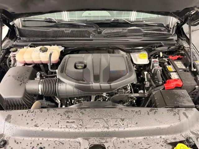 2025 Ram 1500 Laramie Crew Cab 4x4 57 Box