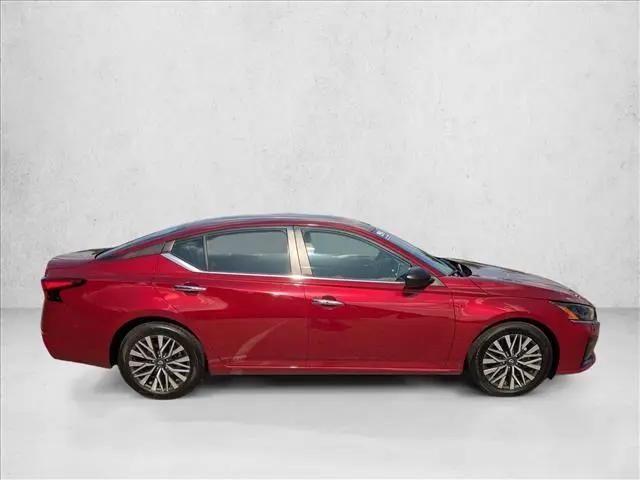 2024 Nissan Altima SV FWD