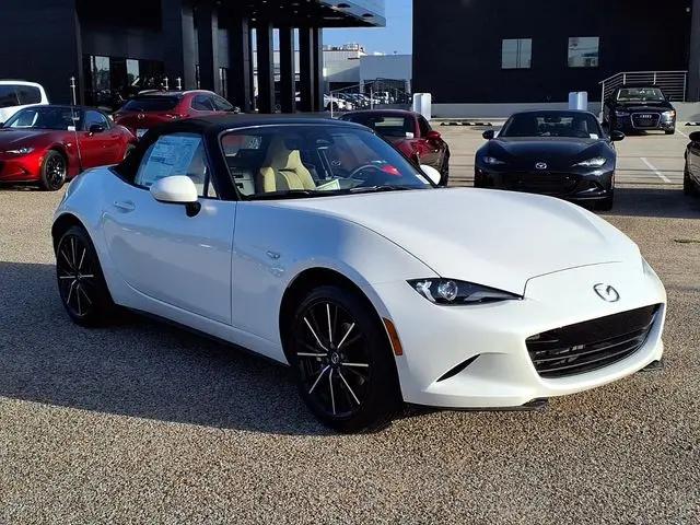 2026 Mazda MX-5 Grand Touring