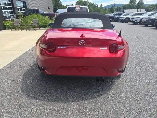 2016 Mazda MX-5 Grand Touring