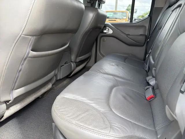 2011 Nissan Frontier SL