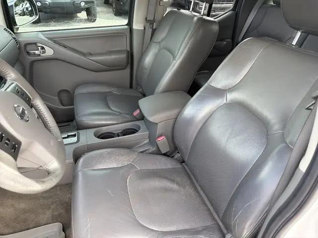 2011 Nissan Frontier SL
