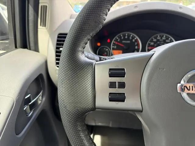 2011 Nissan Frontier SL