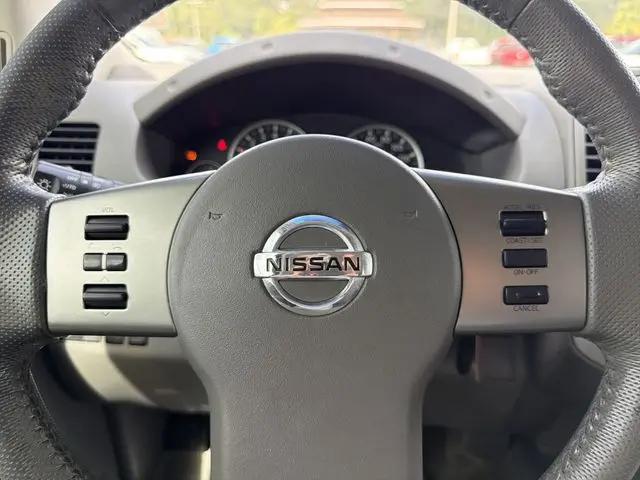 2011 Nissan Frontier SL