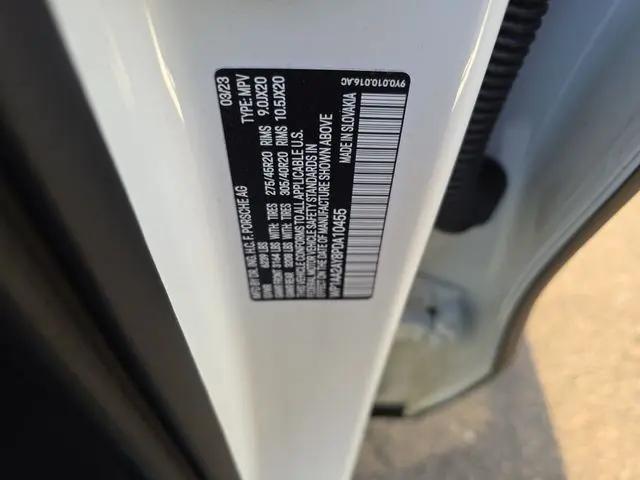 2023 Porsche Cayenne Cayenne