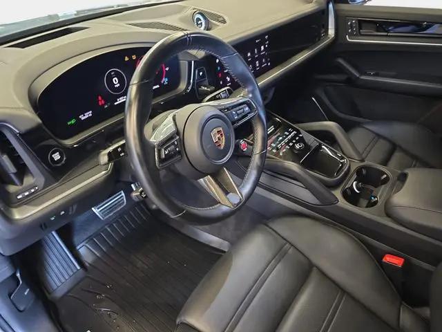 2024 Porsche Cayenne Turbo GT