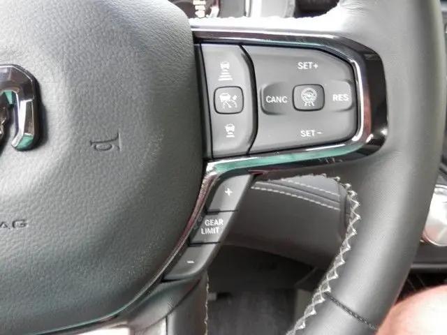 2026 Ram 1500 Limited Crew Cab 4x4 5'7" Box