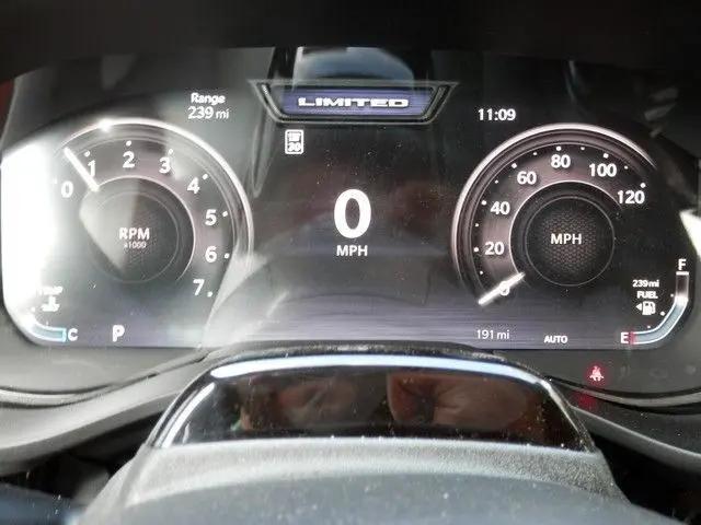 2026 Ram 1500 Limited Crew Cab 4x4 5'7" Box
