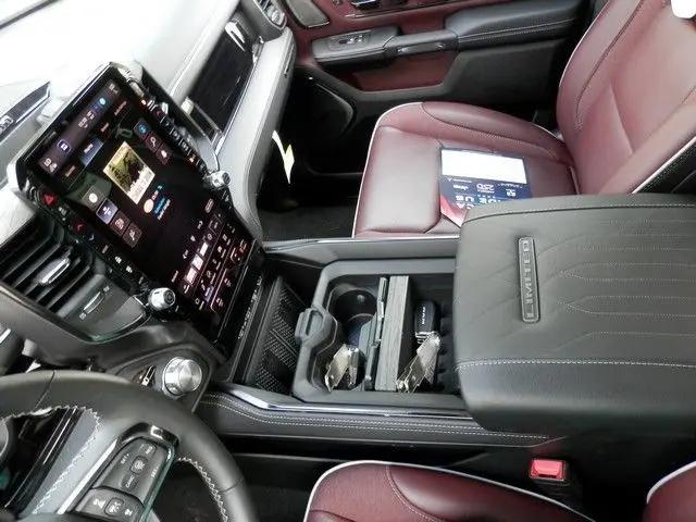 2026 Ram 1500 Limited Crew Cab 4x4 5'7" Box