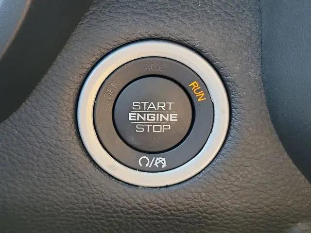 2023 Ram 1500 Laramie Crew Cab 4x4 57 Box