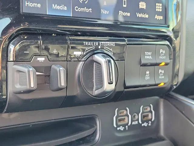 2023 Ram 1500 Laramie Crew Cab 4x4 57 Box