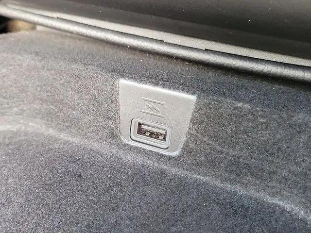 2023 Ram 1500 Laramie Crew Cab 4x4 57 Box