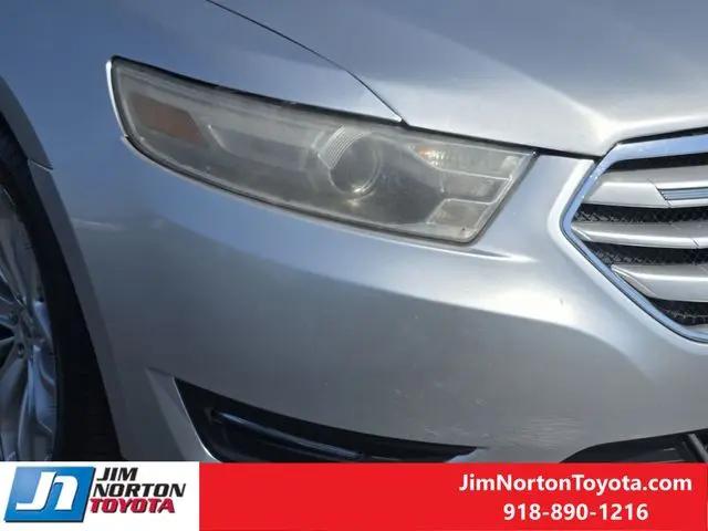 2016 Ford Taurus Limited