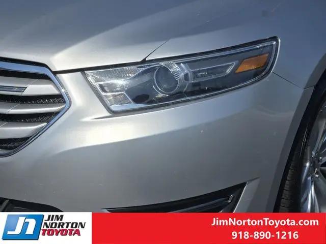 2016 Ford Taurus Limited