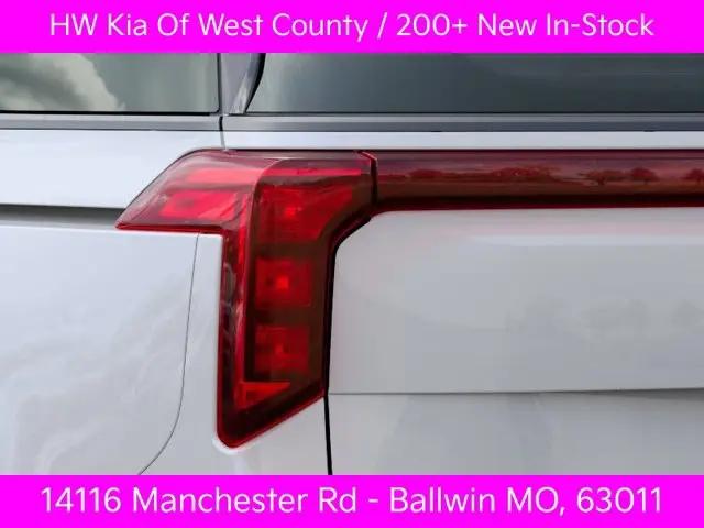 2027 Kia Carnival SX