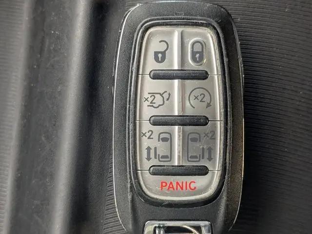 2024 Chrysler Pacifica Touring