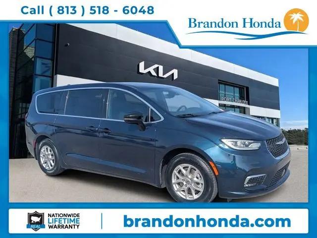 2024 Chrysler Pacifica Touring for sale in Tampa, FL