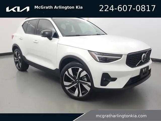 2025 Volvo XC40 B5 Ultra Dark Theme for sale in Palatine, IL