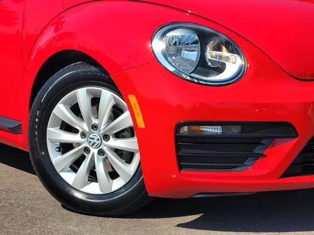 2018 Volkswagen Beetle 2.0T S